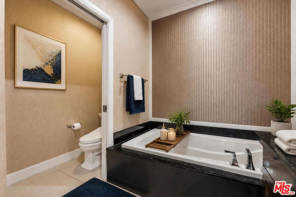 311 S Gramercy Place 602 Property Photo 7