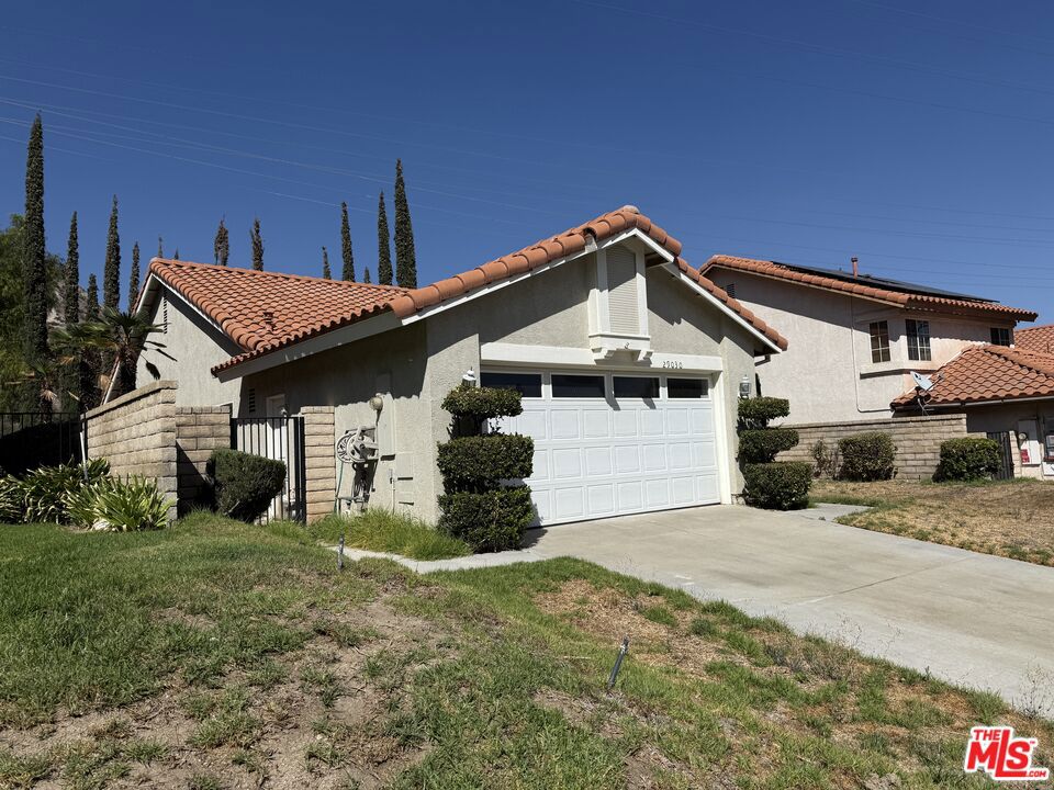 29030 Shadow Valley Lane Property Photo 1