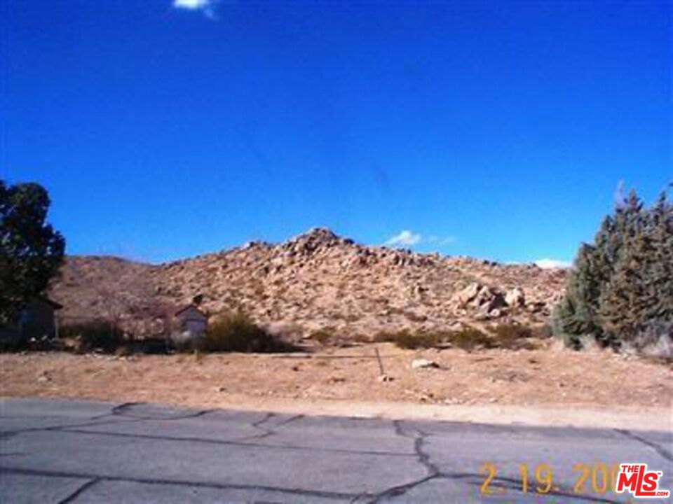 0 Queensglen Avenue Property Photo 1