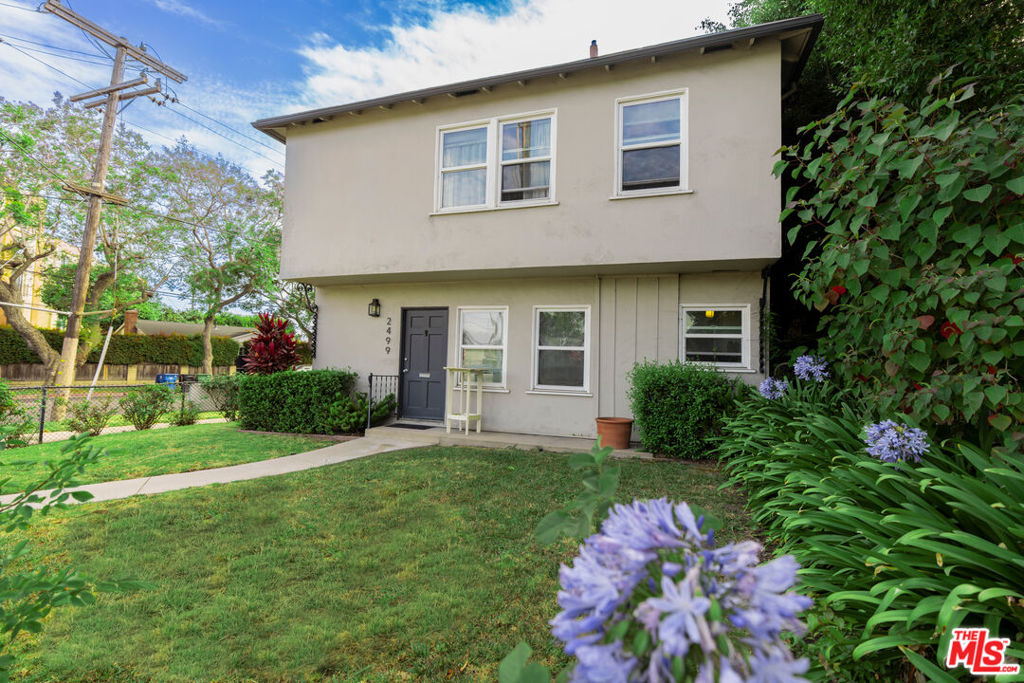 2499 S Barrington Avenue Property Photo 2