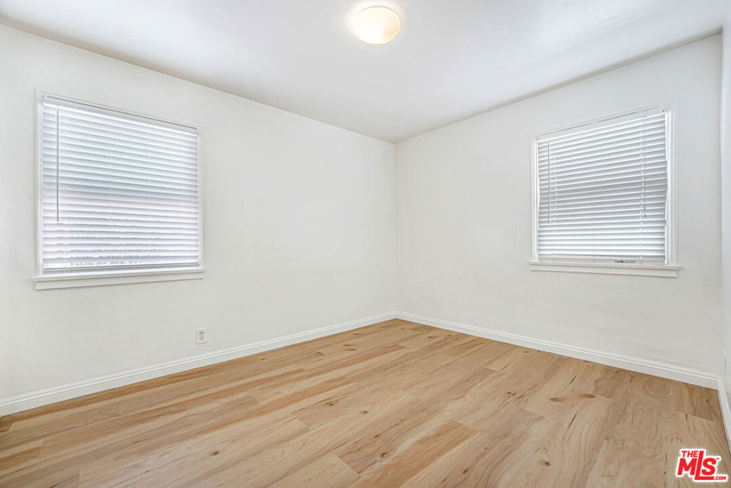 2227 Montana Avenue Property Photo 12