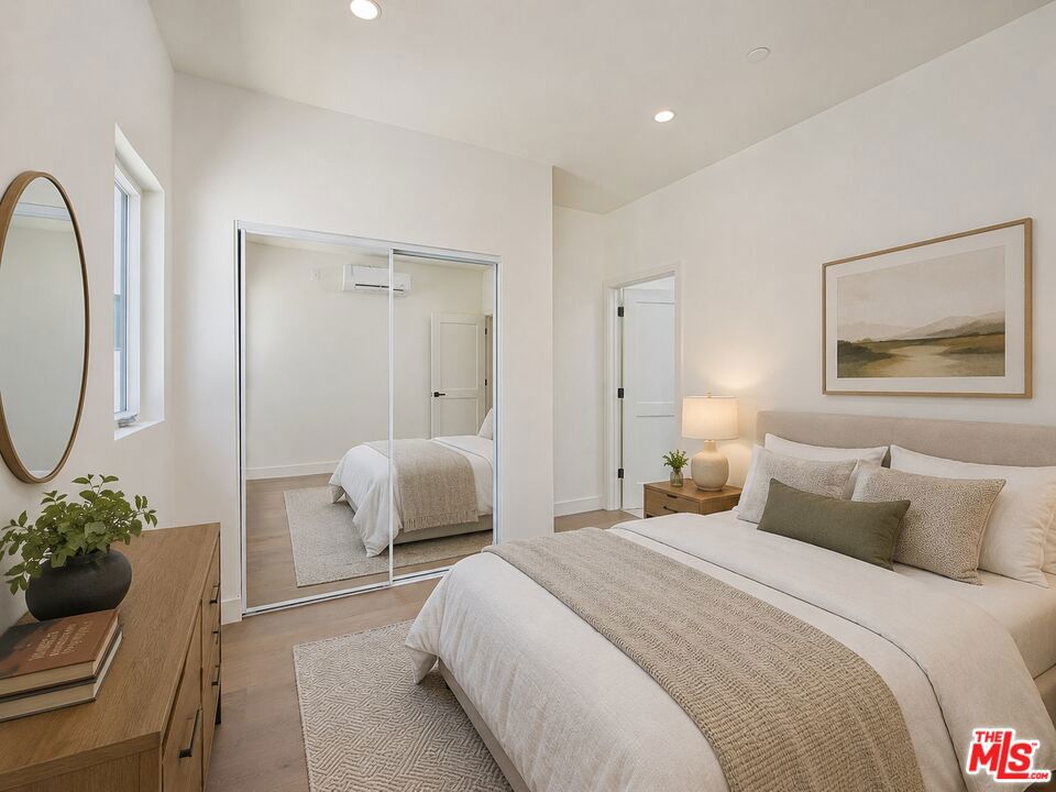 4942 Topanga Canyon Boulevard Property Photo 20