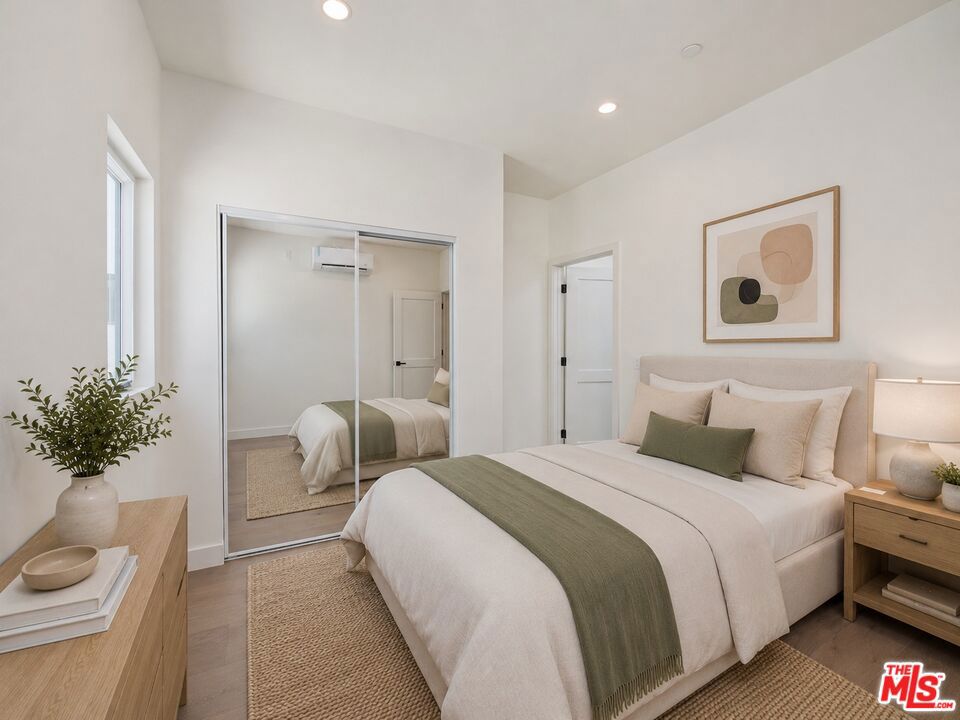 4942 Topanga Canyon Boulevard Property Photo 32