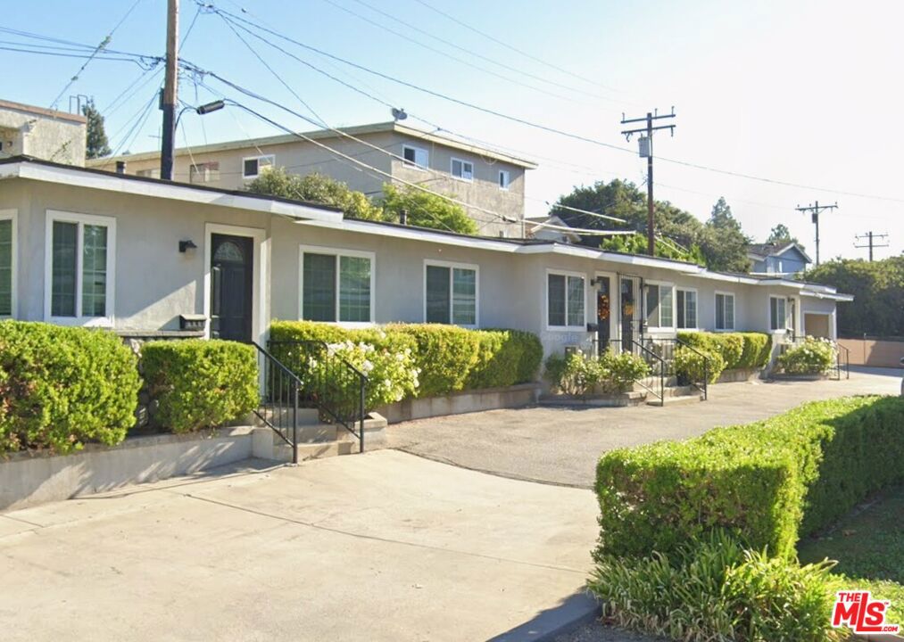4110 Ocean View Boulevard 1/2 Property Photo 1