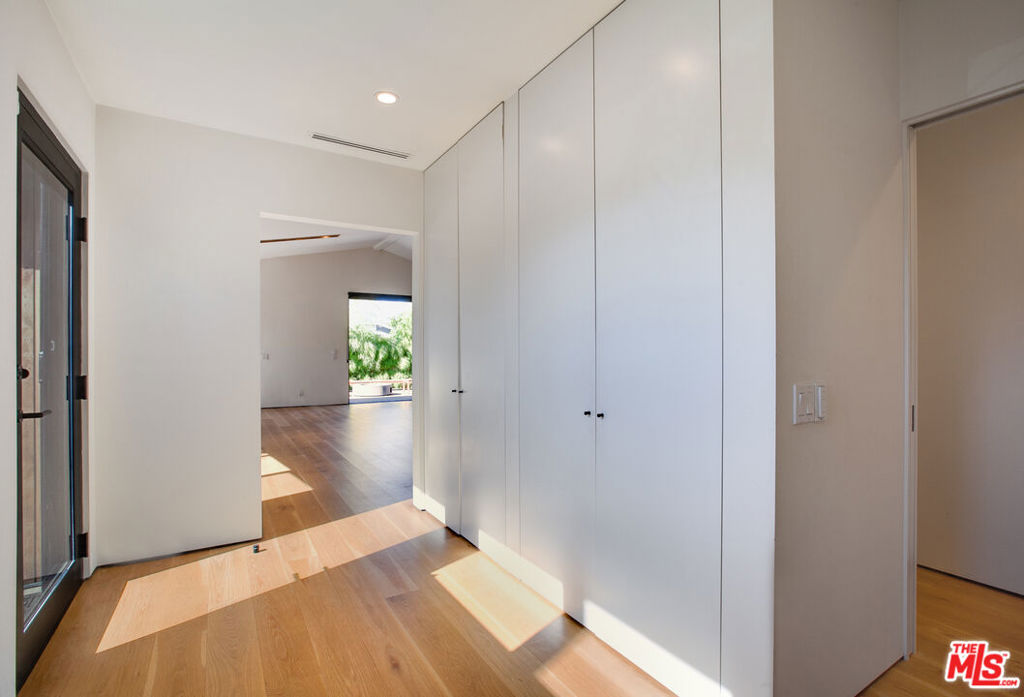 800 Seventh Avenue Property Photo 5