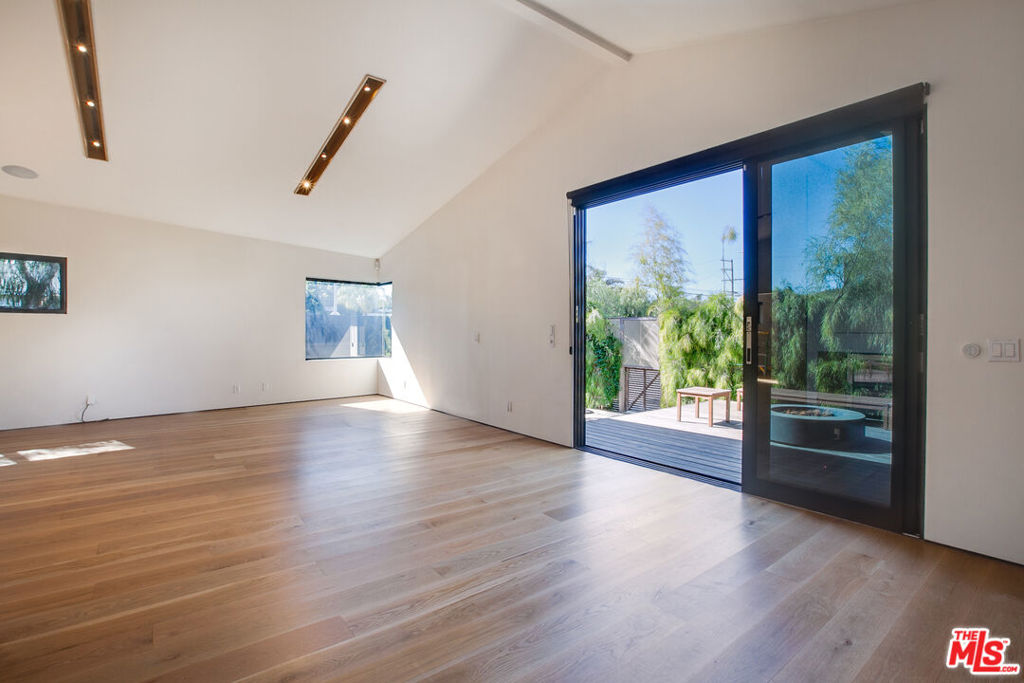 800 Seventh Avenue Property Photo 12