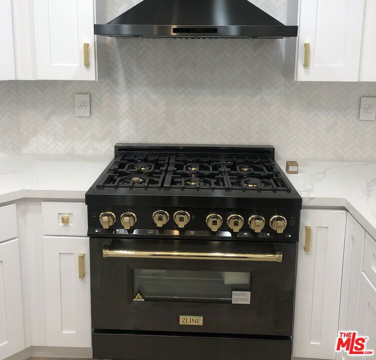 1412 N Crescent Heights Boulevard 203 Property Photo 7