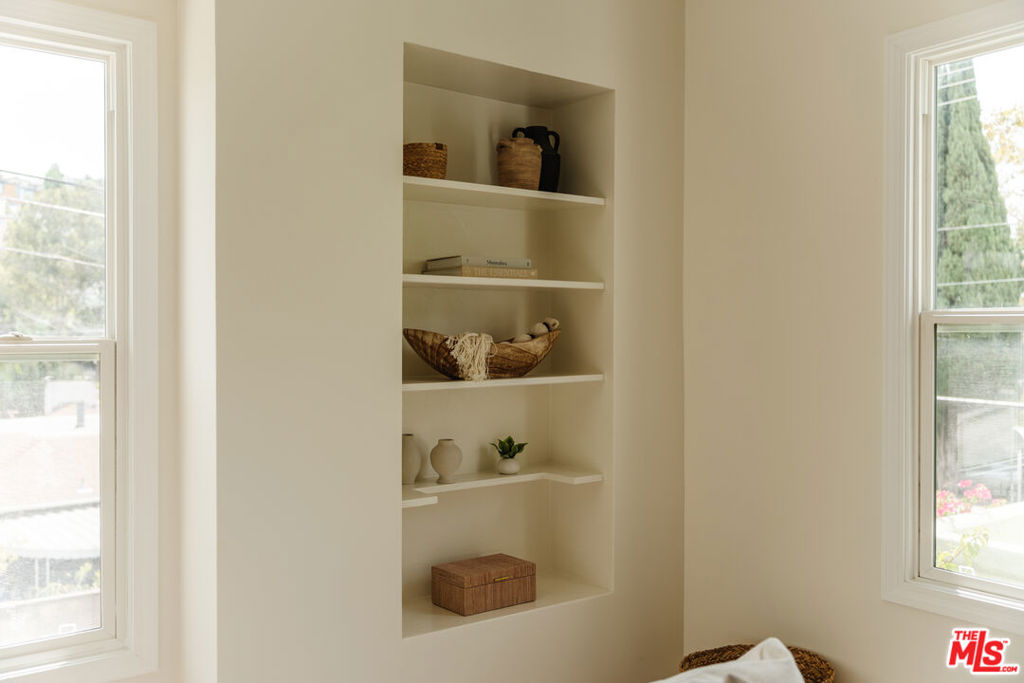 1707 Westerly Terrace Property Photo 7