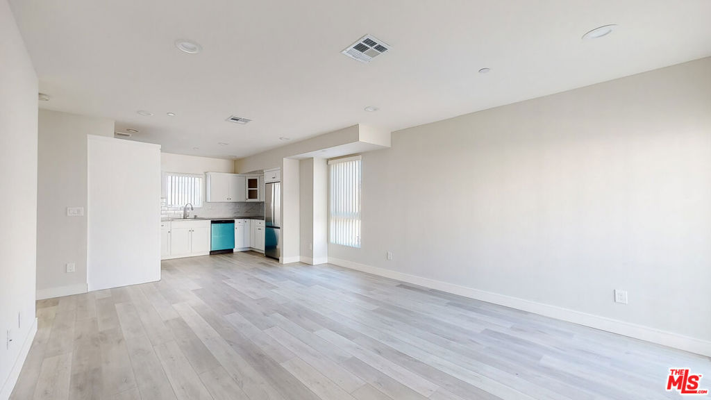 307 Rosemont Avenue 1/2 Property Photo 1