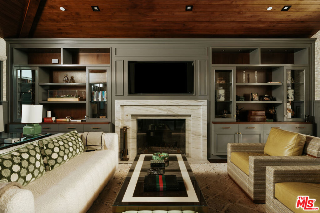 1445 Via Cresta Property Photo 10