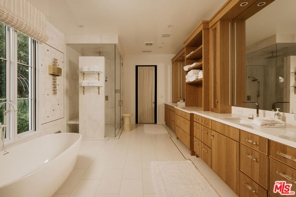 1445 Via Cresta Property Photo 21