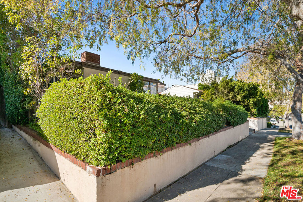 1621 Manning Avenue Property Photo 2