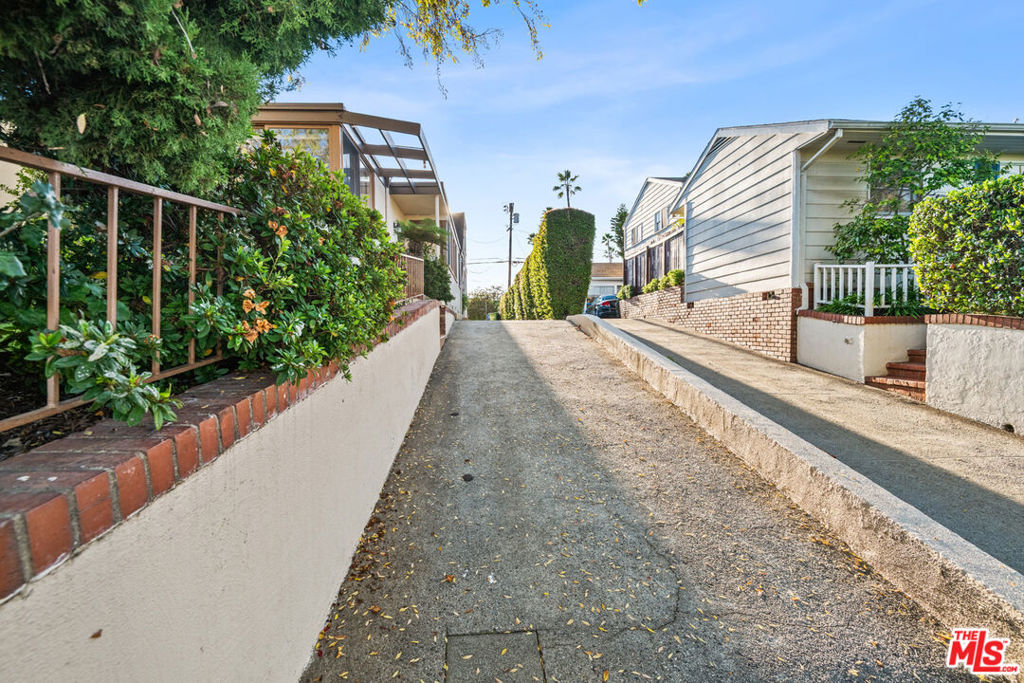 1621 Manning Avenue Property Photo 33