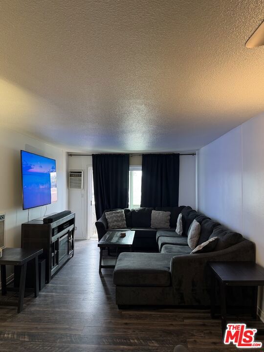 5585 E Pacific Coast Highway Property Photo 1