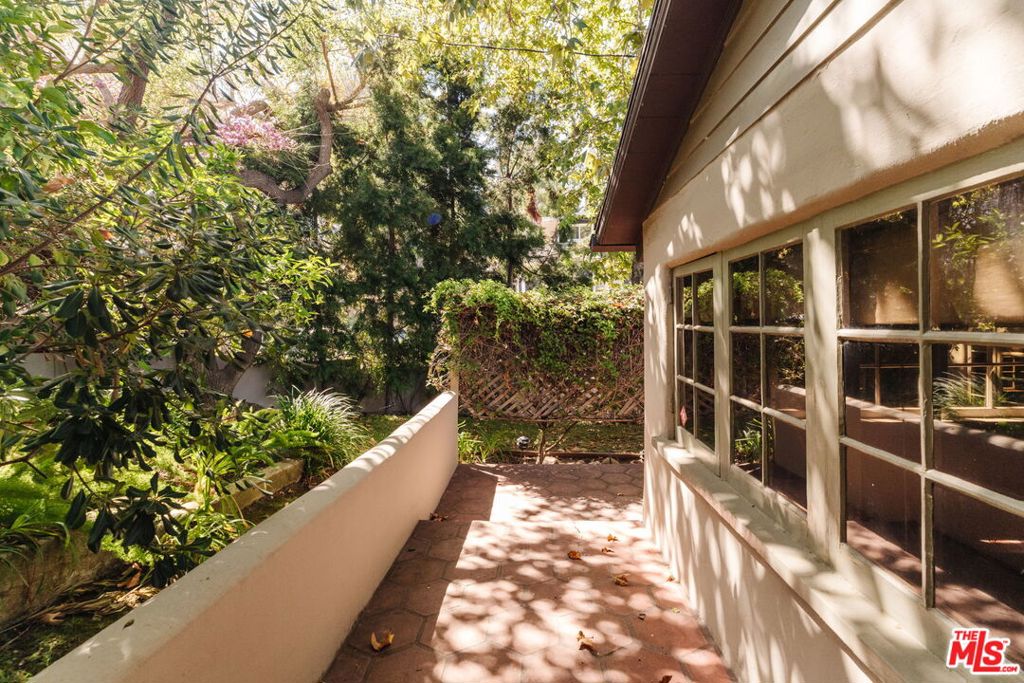 6812 Treasure Trail Property Photo 37