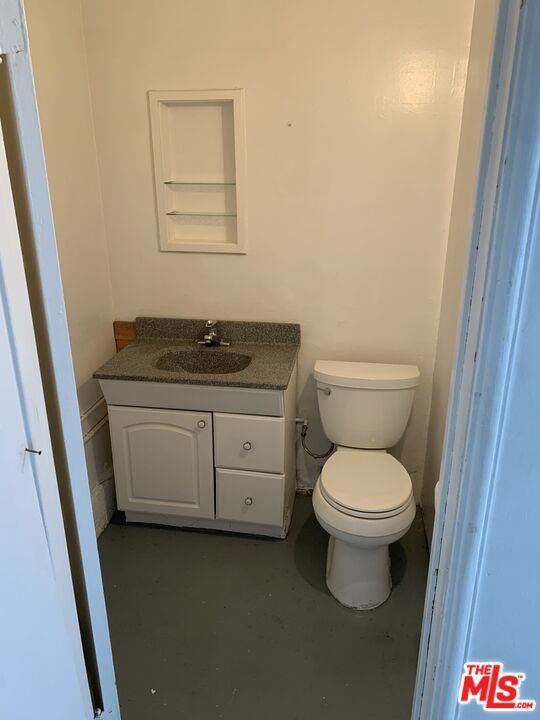 3054 Virginia Road Property Photo 5