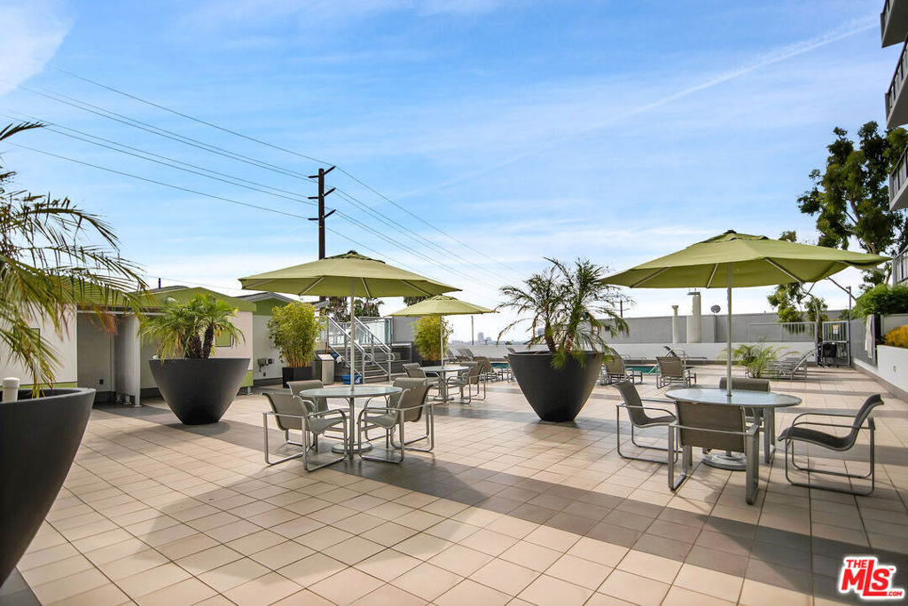 1155 N La Cienega Boulevard 1103 Property Photo 27