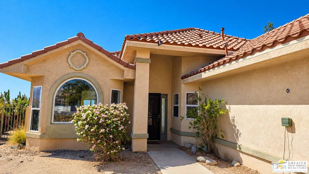 67565 Monterey Road Property Photo 2