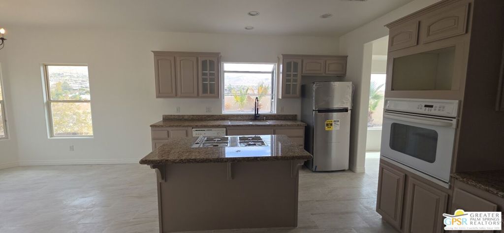 67565 Monterey Road Property Photo 12