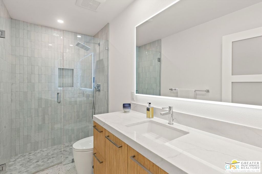 72390 Rodeo Way Property Photo 8