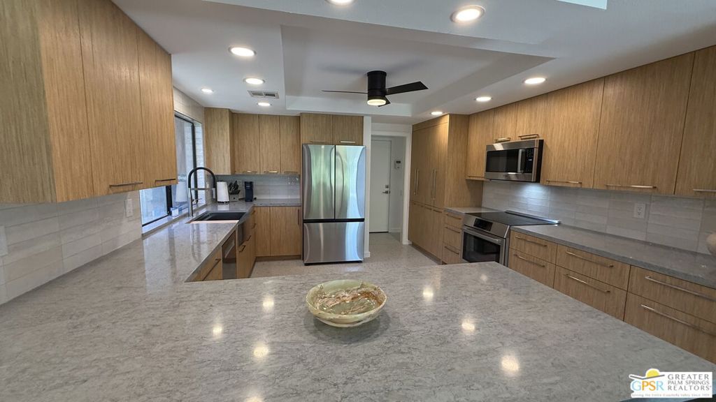 72390 Rodeo Way Property Photo 18