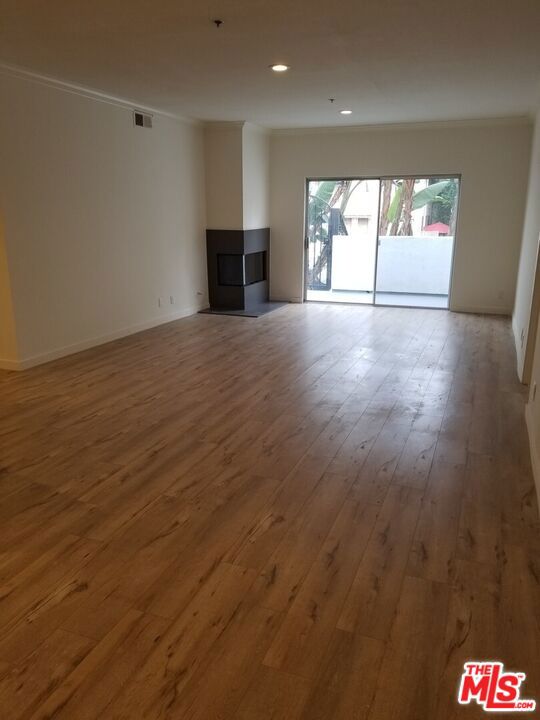 1031 N Crescent Heights Boulevard 1b Property Photo 2