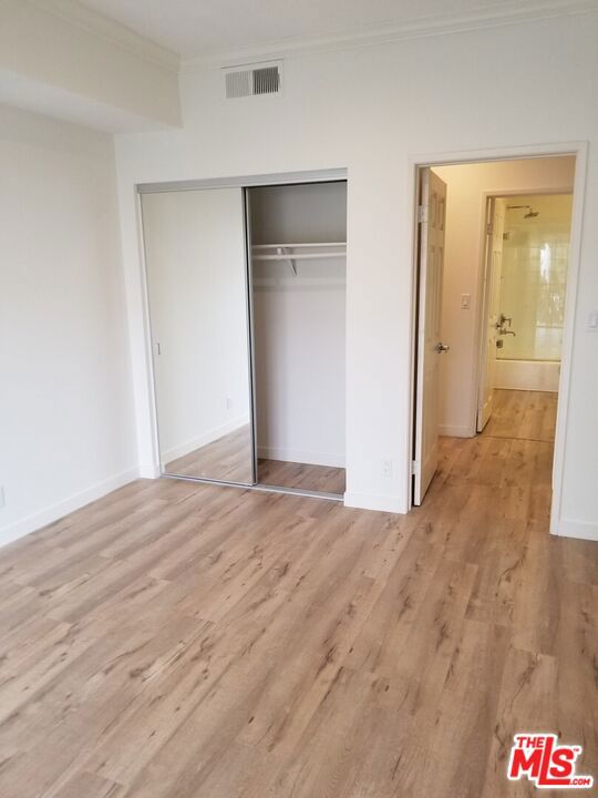 1031 N Crescent Heights Boulevard 1b Property Photo 9