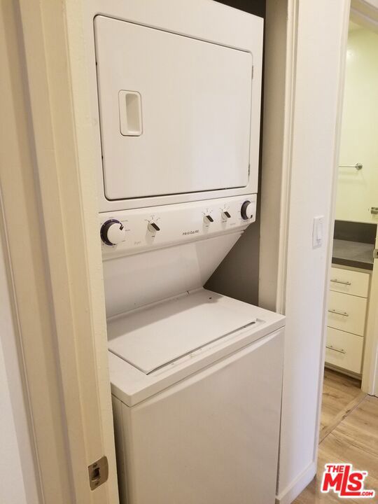 1031 N Crescent Heights Boulevard 1b Property Photo 22