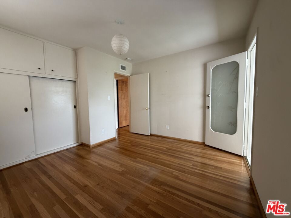 12207 Palms Boulevard Property Photo 20