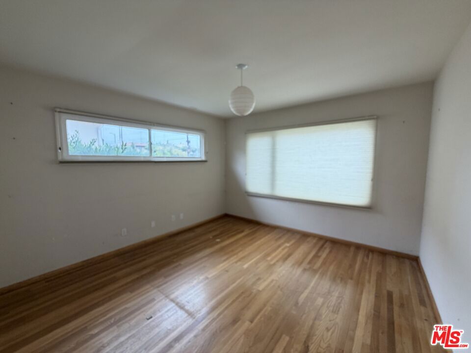 12207 Palms Boulevard Property Photo 24