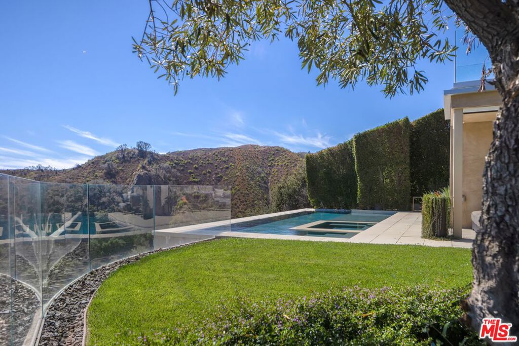 1550 Casale Road Property Photo 8