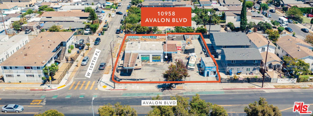 10958 Avalon Boulevard Property Photo 4