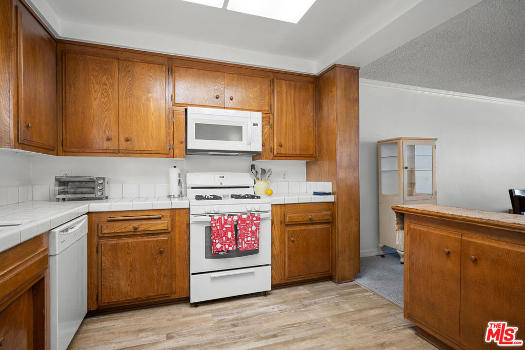 4445 Cartwright Avenue 110 Property Photo 10
