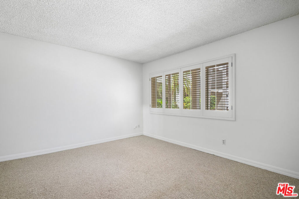 4445 Cartwright Avenue 110 Property Photo 15