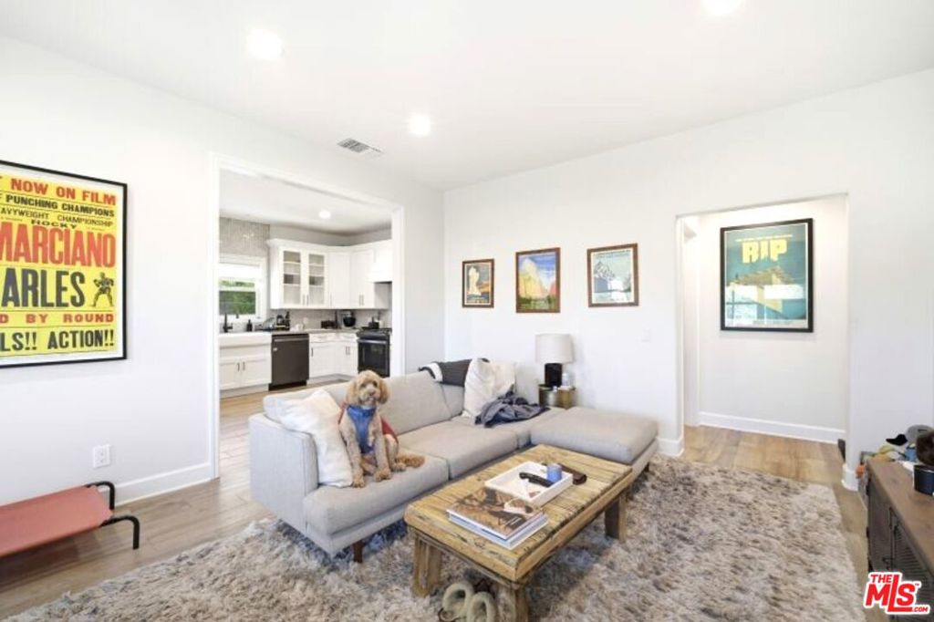 4447 Finley Avenue Property Photo 10