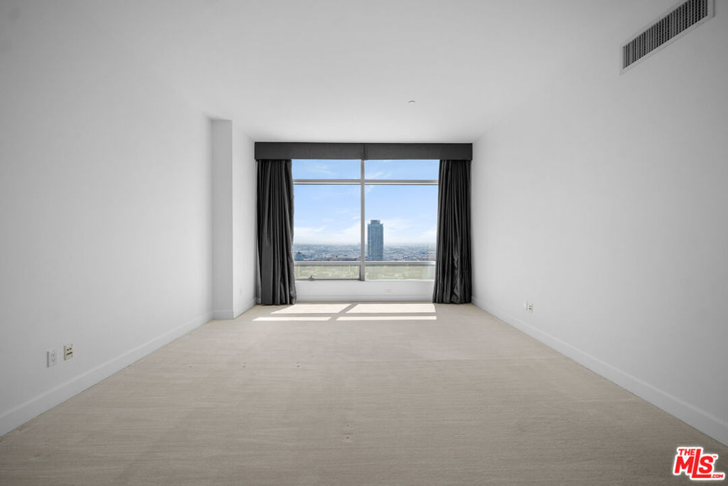 900 W Olympic Boulevard 36i Property Photo 30