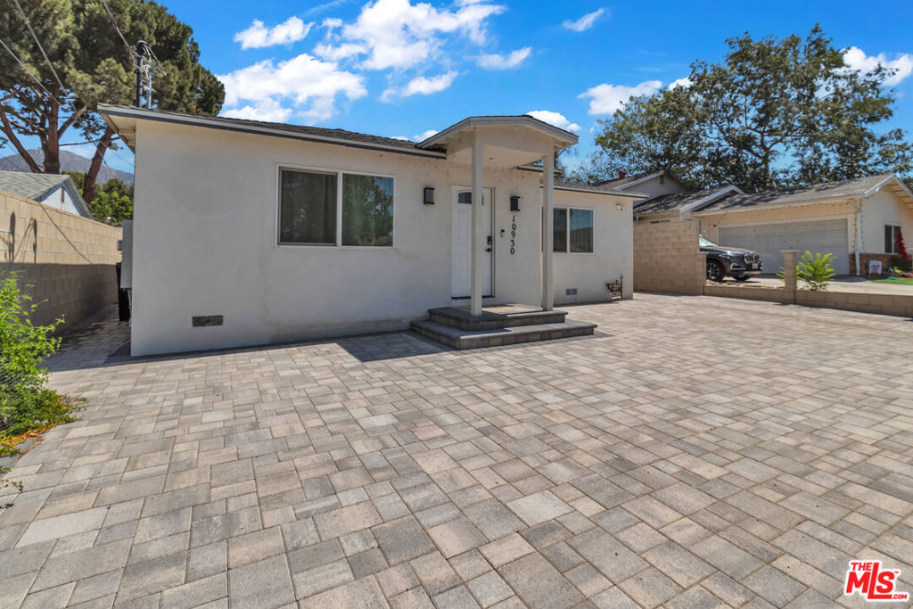 10930 Eldora Avenue Property Photo 30