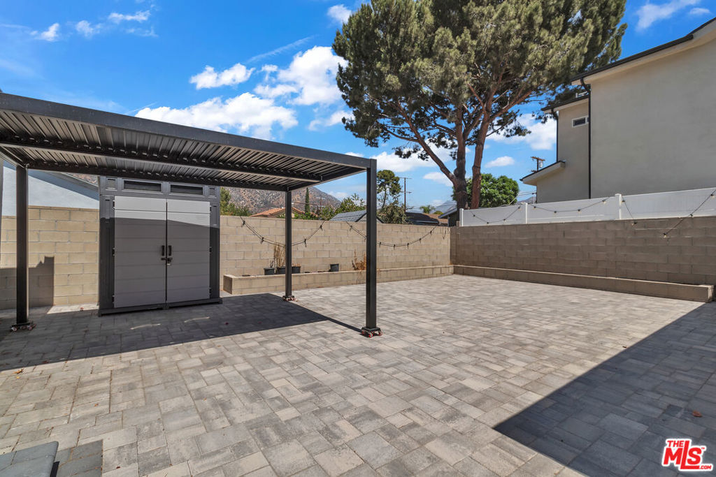 10930 Eldora Avenue Property Photo 33