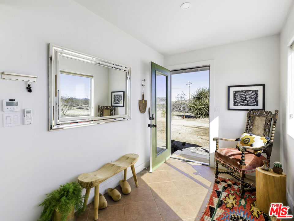 1016 Luna Mesa Road Property Photo 3