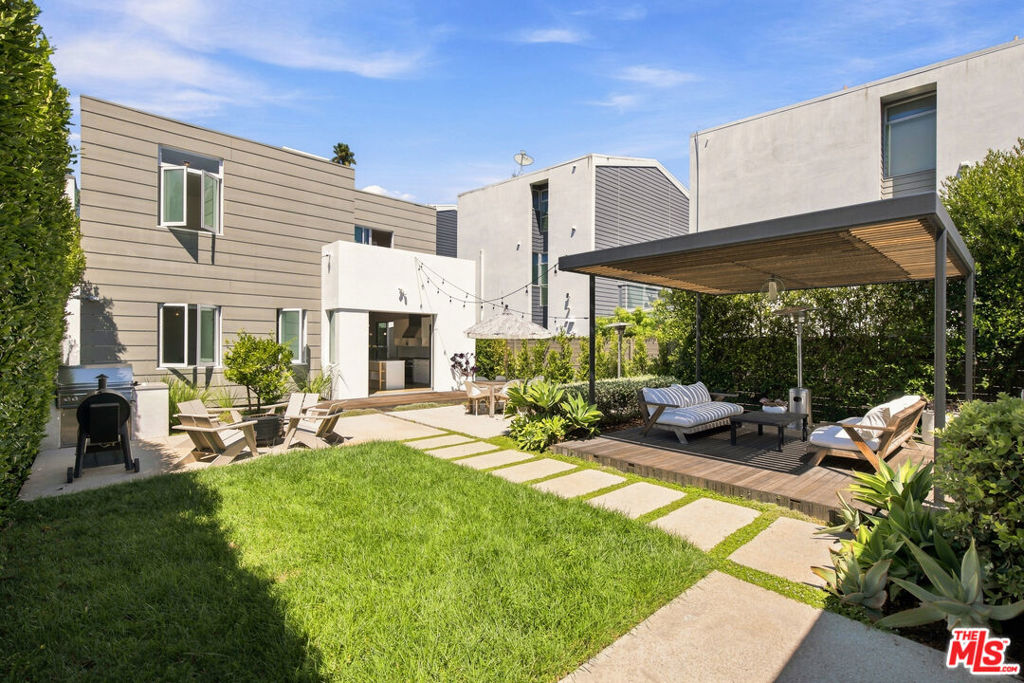 722 California Avenue Property Photo 14