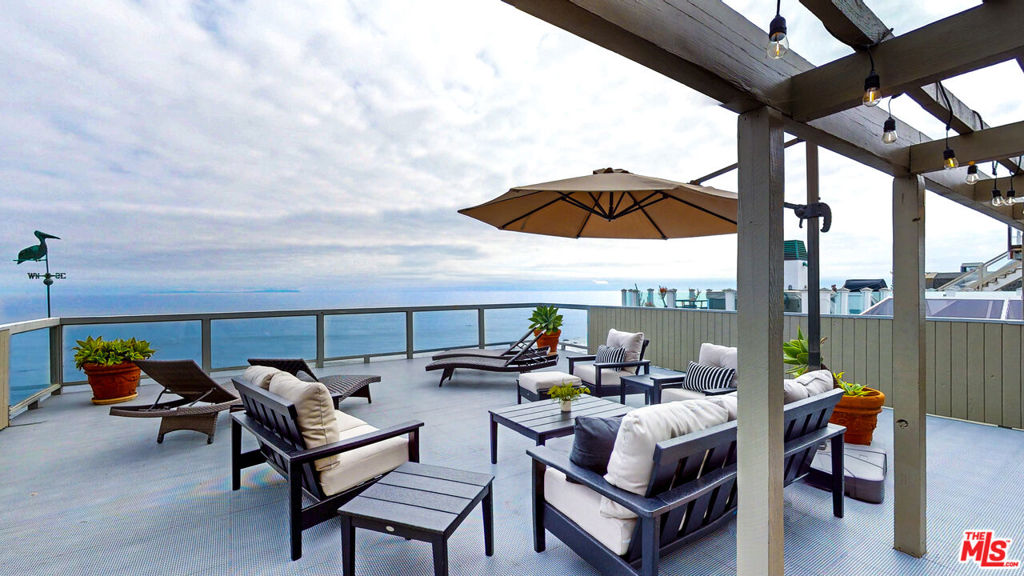 24108 Malibu Road Property Photo 4