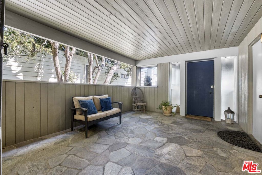 24108 Malibu Road Property Photo 12