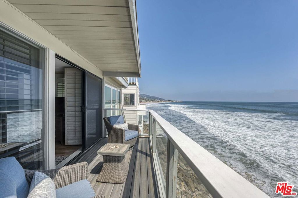 24108 Malibu Road Property Photo 18