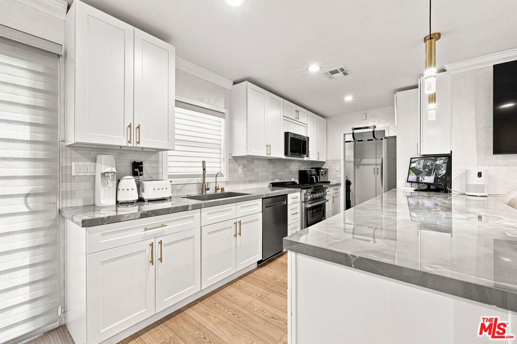 9137 Bartee Avenue Property Photo 16
