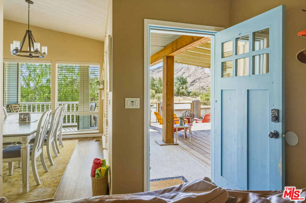 55626 Pipes Canyon Road Property Photo 10