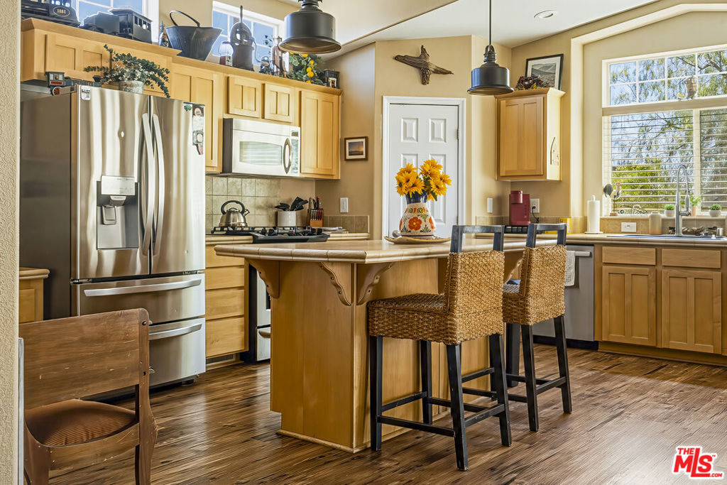 55626 Pipes Canyon Road Property Photo 14