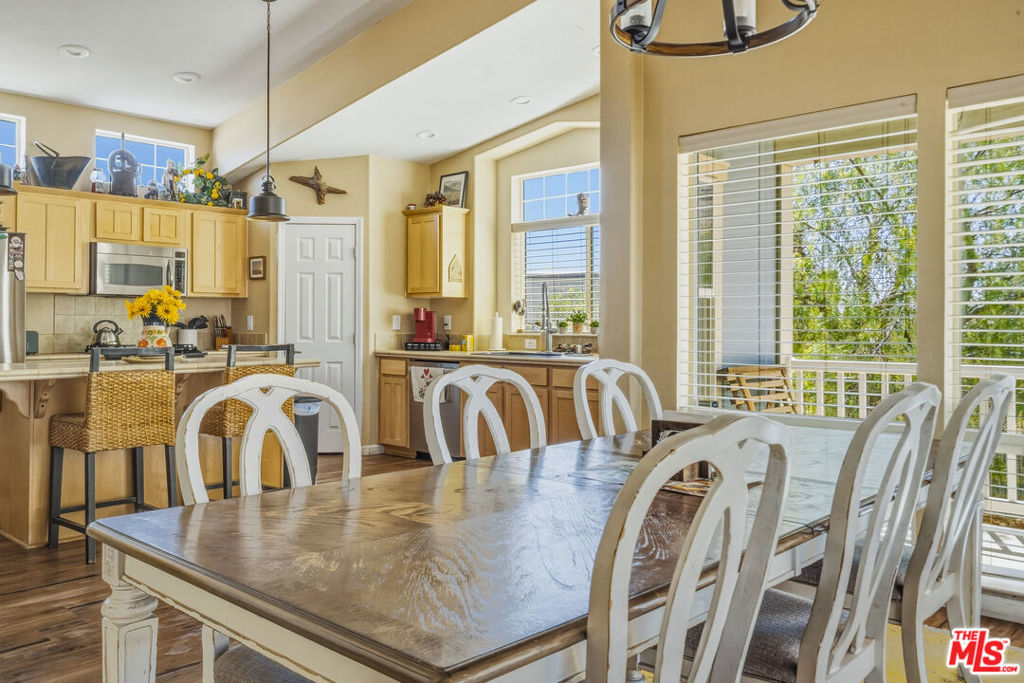 55626 Pipes Canyon Road Property Photo 20