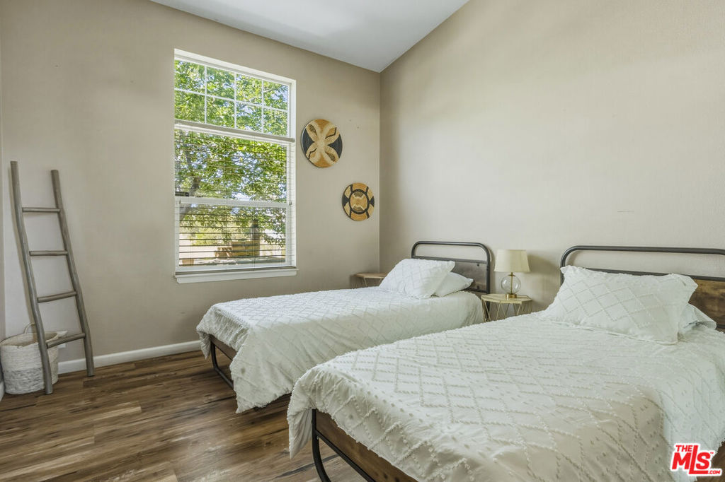 55626 Pipes Canyon Road Property Photo 21