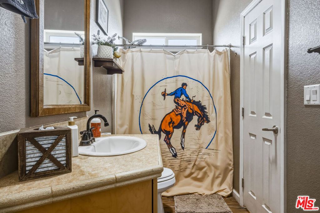 55626 Pipes Canyon Road Property Photo 22