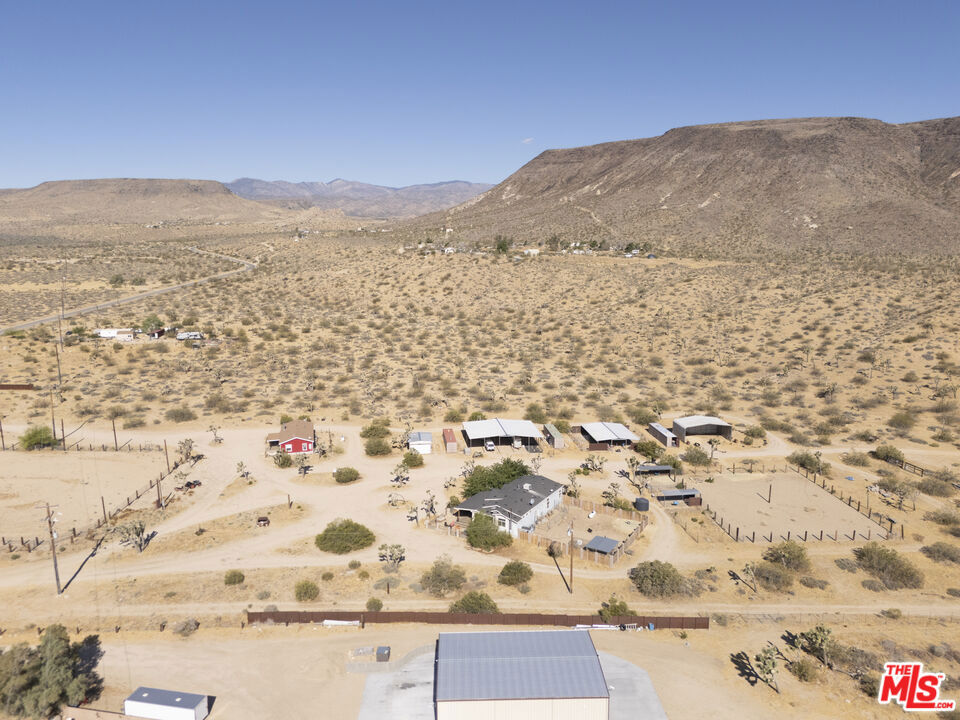 55626 Pipes Canyon Road Property Photo 36